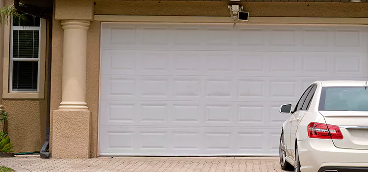 Comprehensive Garage Door Maintenance Services in Sainte-Catherine-de-la-Jacques-Cartier, QC