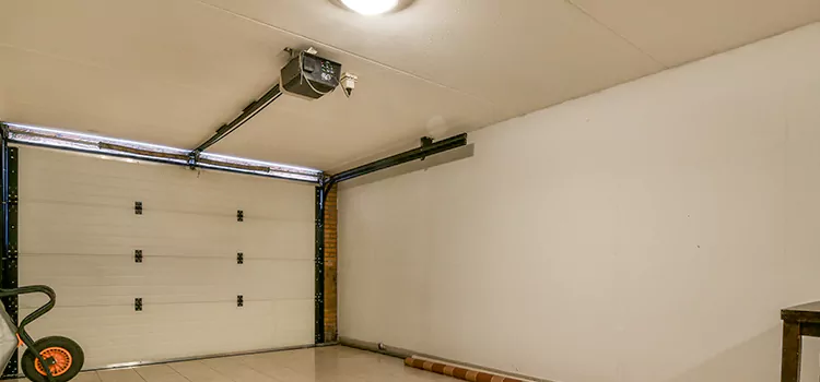 Top-Rated Garage Door Opener Installation in Sainte-Catherine-de-la-Jacques-Cartier, QC
